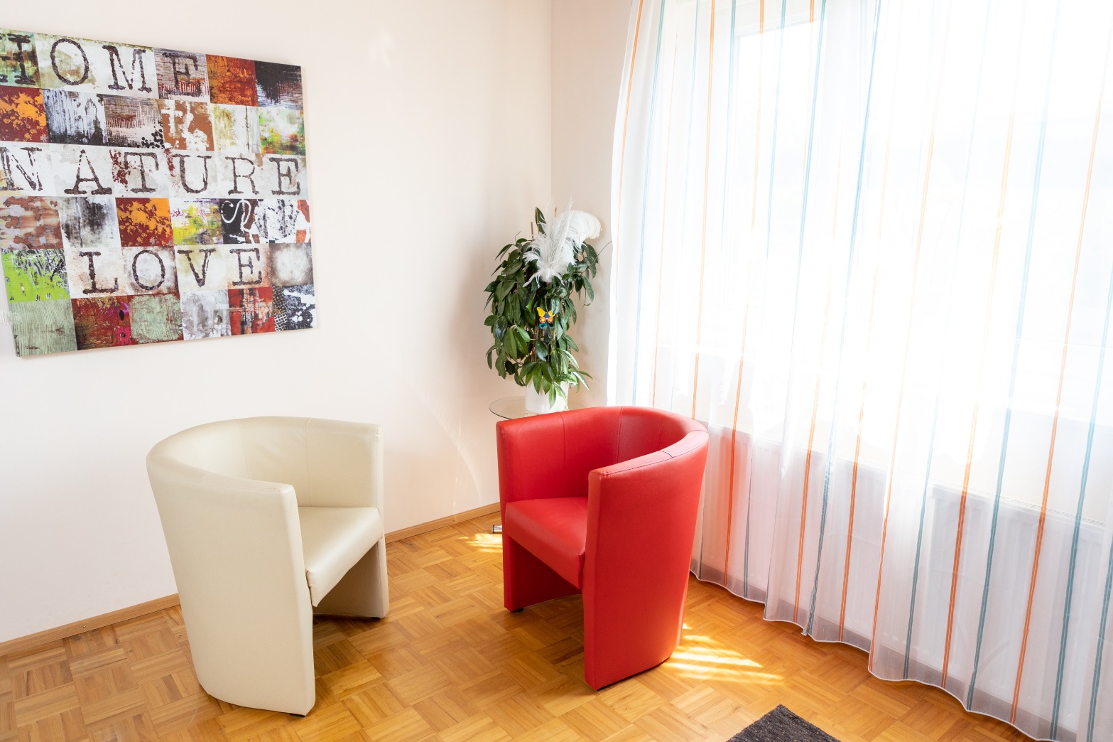 behandlungsraum-bo5a4353-210722.jpg